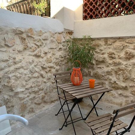 Joolia Soohome Marseille Bagian luar foto